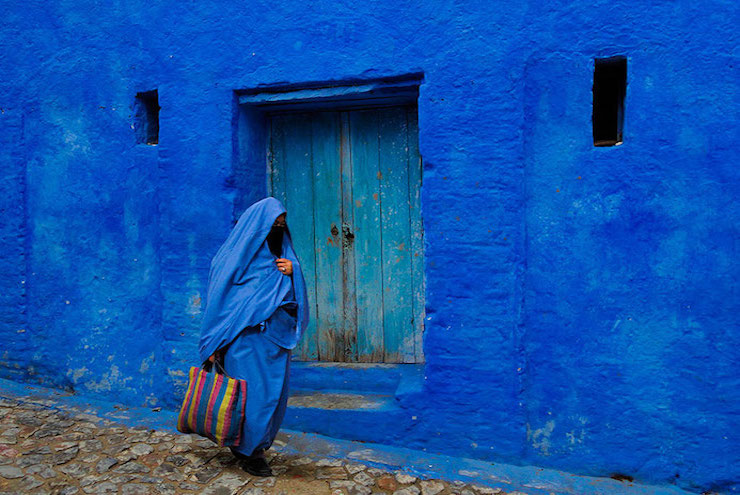 blue-streets-of-chefchaouen-morocco-17-1